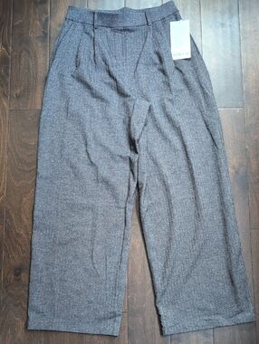 lululemon athletica Herringbone Daydrift High-Rise Trousers in Charcoal Gray